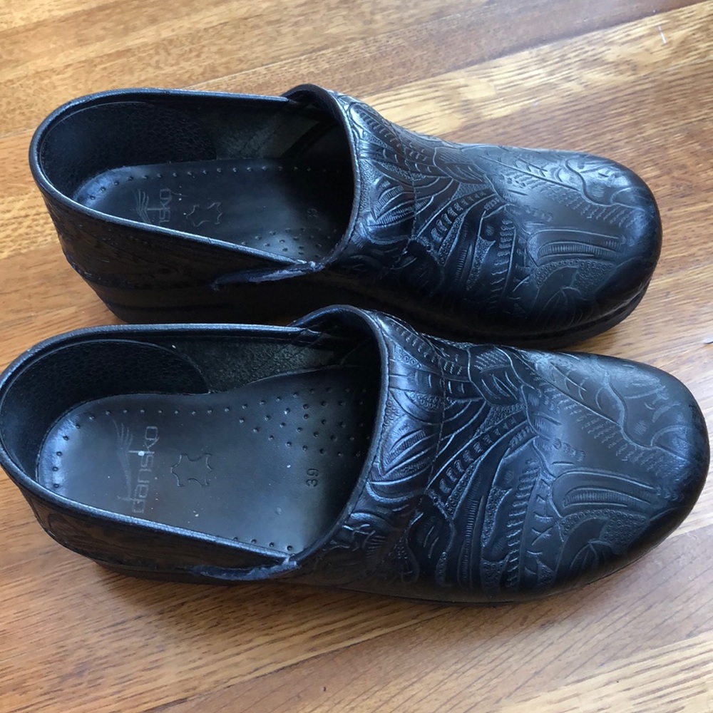 Dankso Shoes Size 39